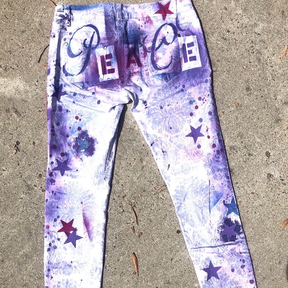 Skinny white n pale blue flower print jeans - Picture 3 of 7